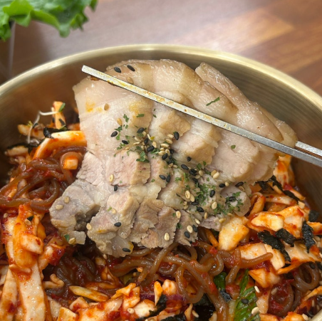 족심당