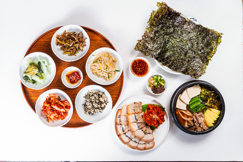 명인 보리된장 돼지 수육 정식