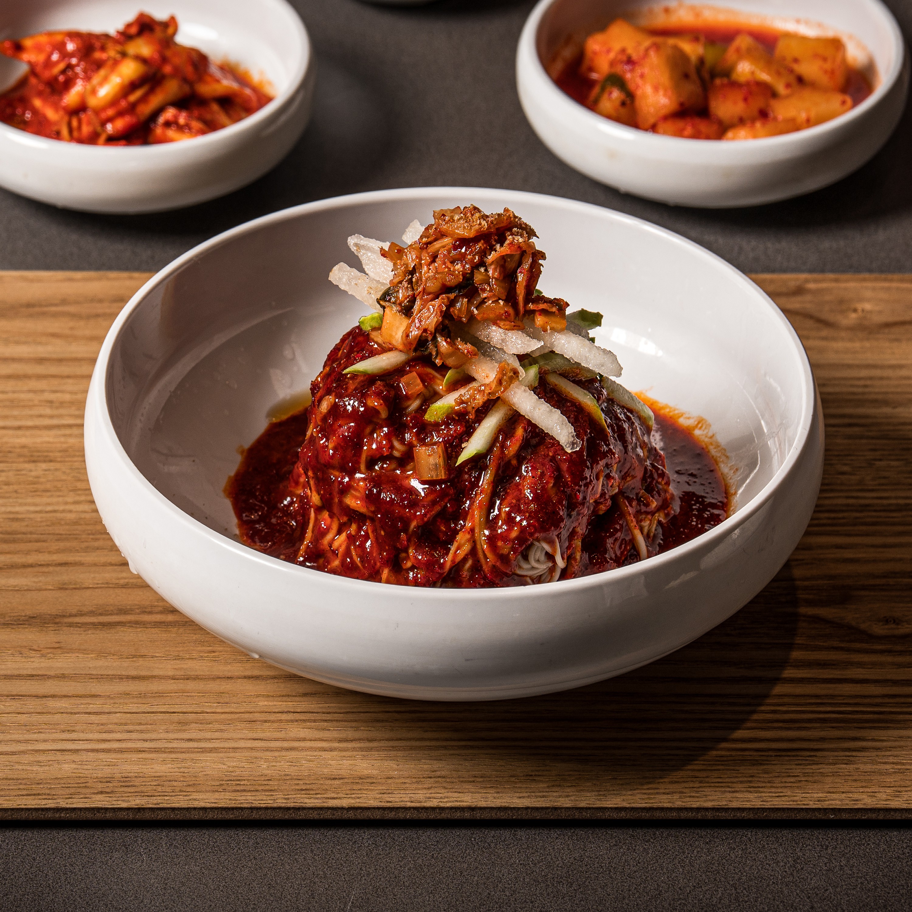 수제 비빔 모밀국수
