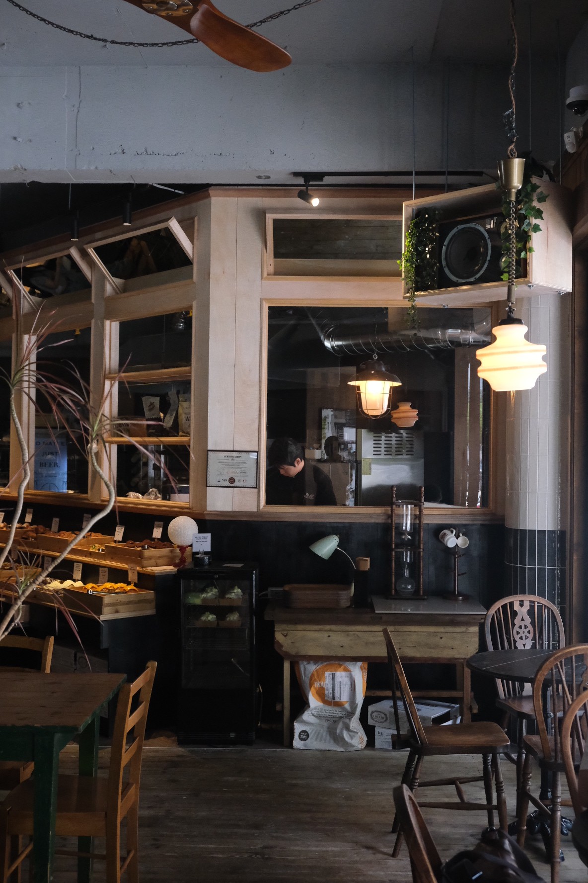 Frank Coffin Bar Daejeon Dunsan Branch