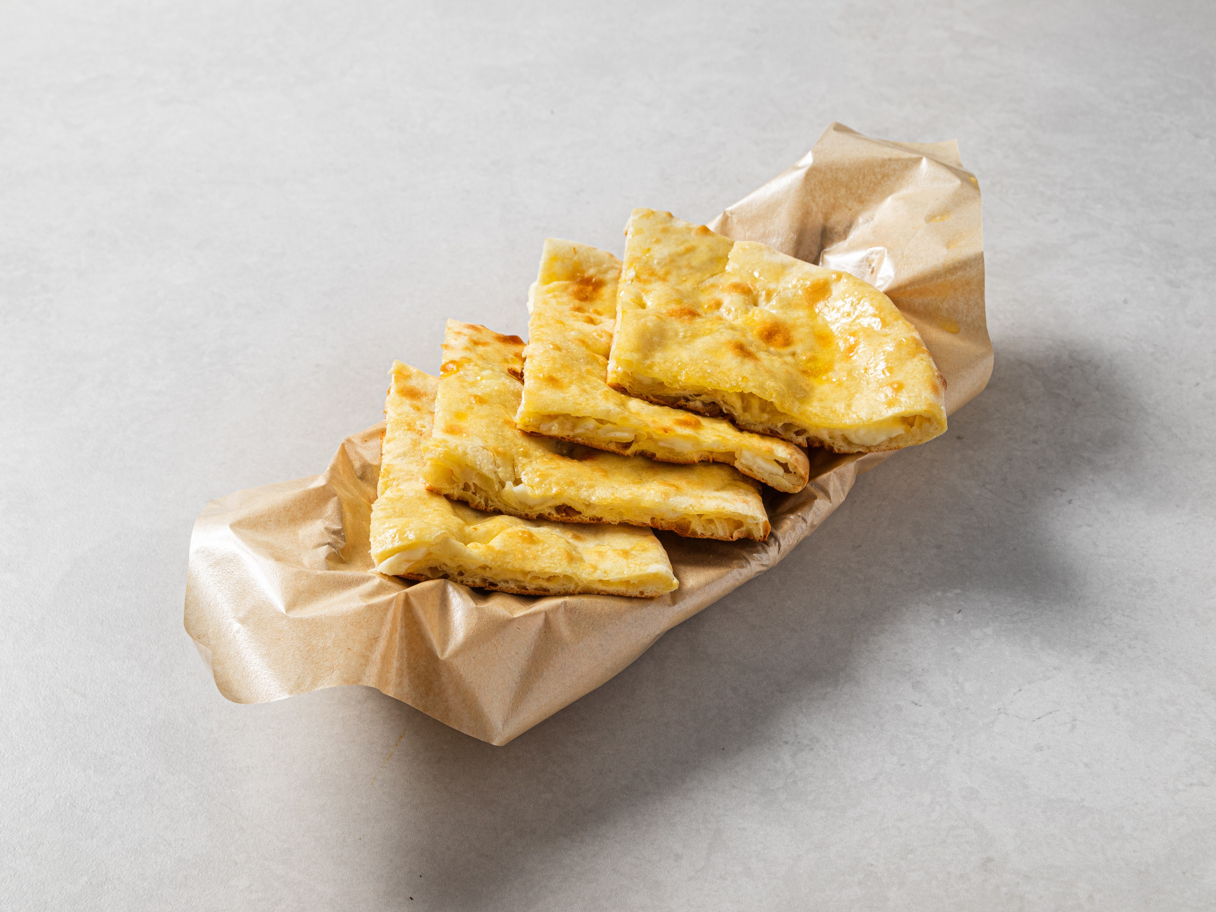 치즈 난 Cheese Naan