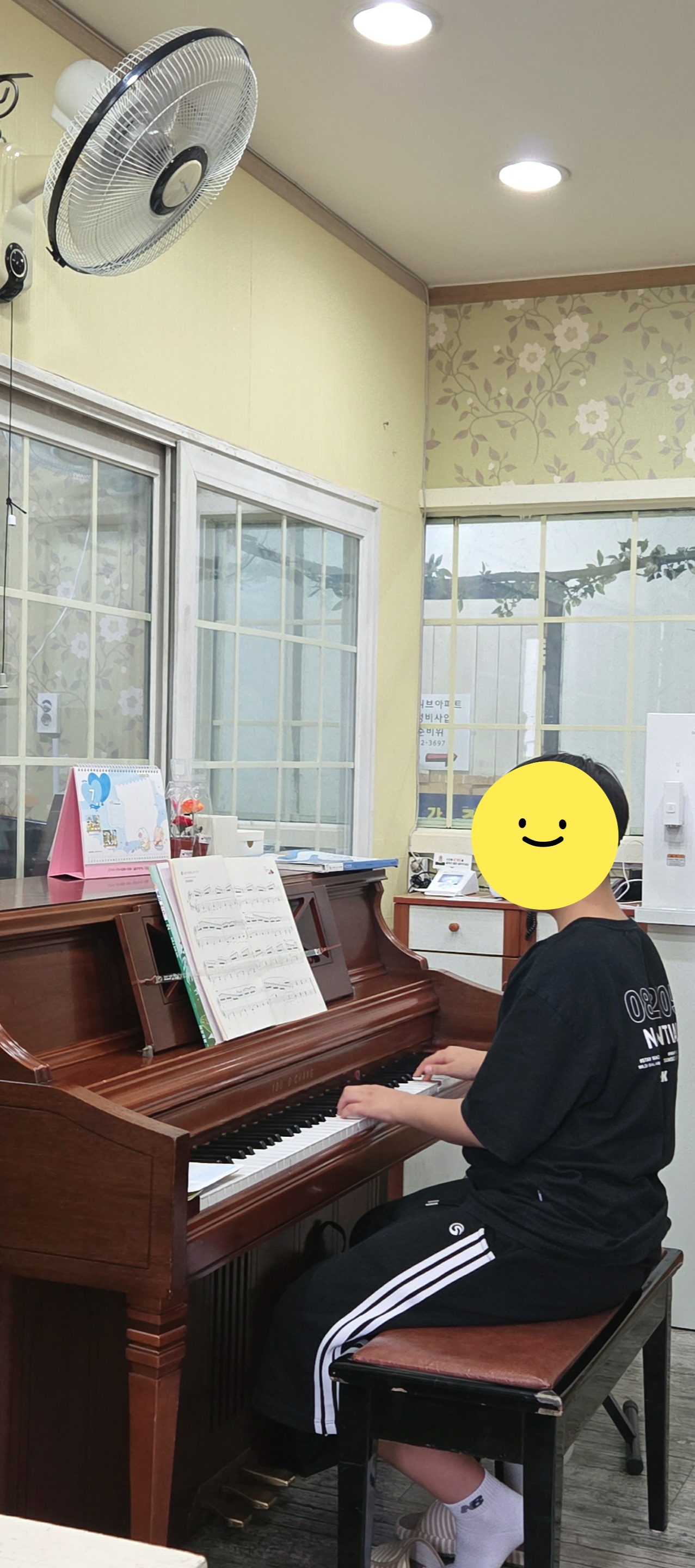 4번째 스튜디오 사진
