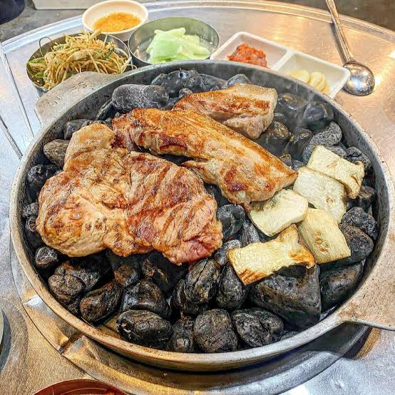 수정